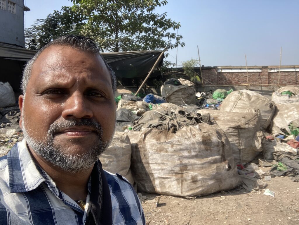 Måns Ryback, trash heap, Mumbai India